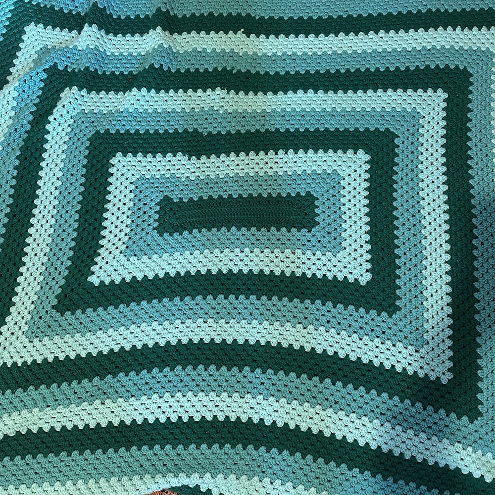 Vintage Large Crochet Granny Blanket Teal White Green Mint Cottage 54x72 Inches‎